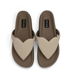ROAM Love Sandals Cement Tan NWT